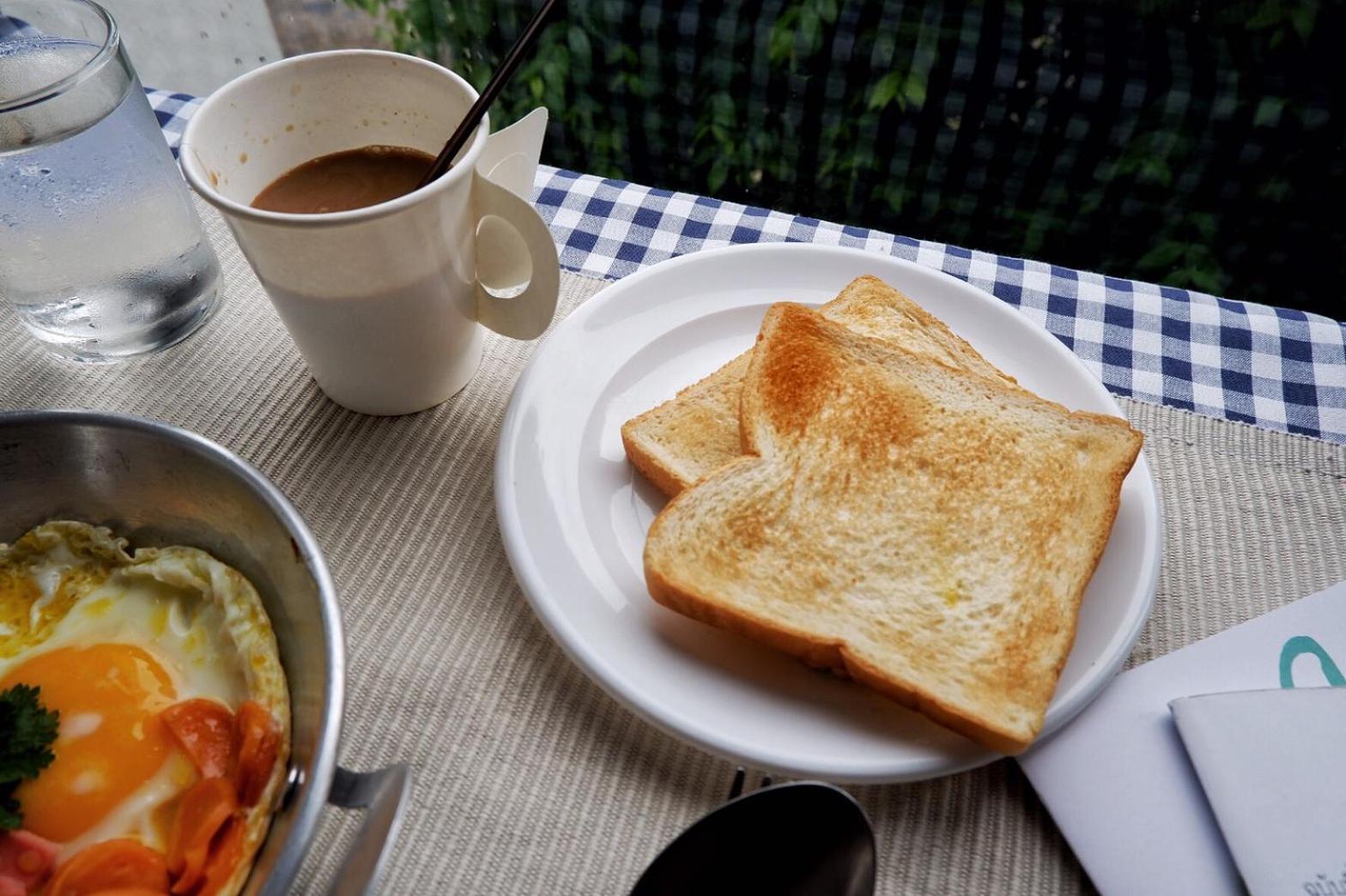 โรงแรมอินจัน Inn-Chan จันทบุรี ภายนอก รูปภาพ